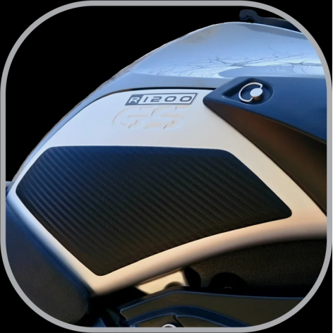 RUBBATECH R1200GS AIR COOLED KNEE PADS K25