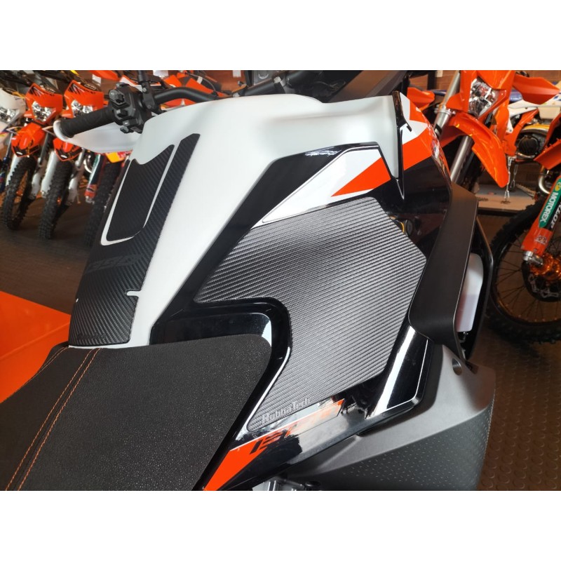Rubbatech Carbon Knee Pads KTM 1390 Adventure (2026-)